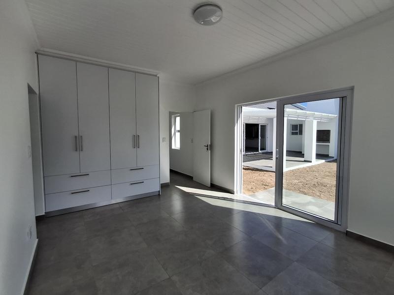 3 Bedroom Property for Sale in Golden Mile Western Cape